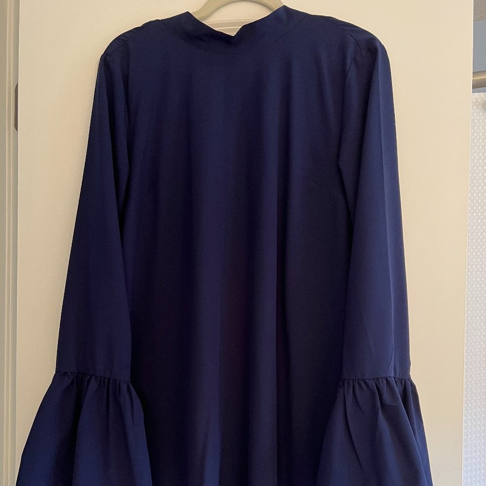 Lulu's navy blue bell sleeve dress - size M
